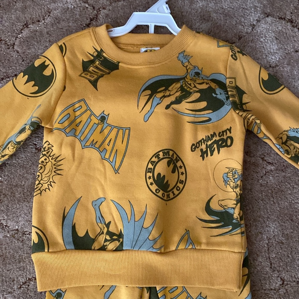 Toddler NWT Batman Set - Picture 2 of 7